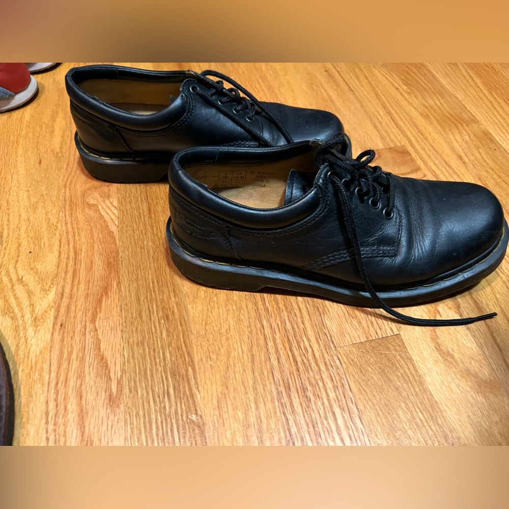 Dr Martens men’s shoes size 10